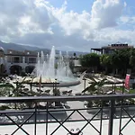 Li Mango Tigaki