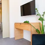 Li Mango Hotel