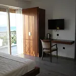 Li Mango Hotel