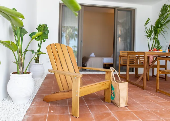 Li Mango Τιγκάκι